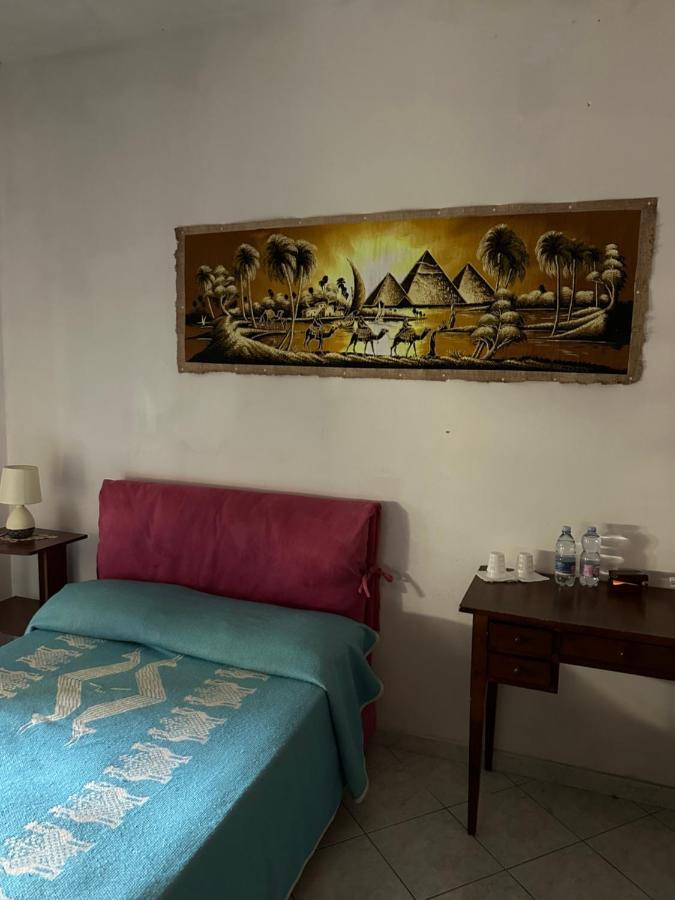 Camere Centro Каляри Екстериор снимка